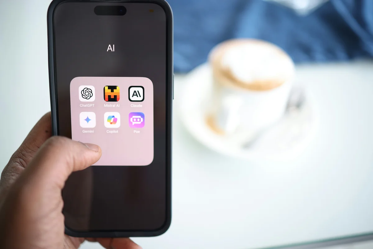 Siri AI Interface